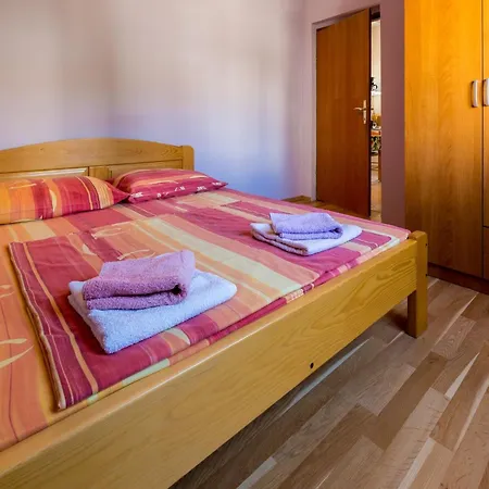 Apartment Goranka *